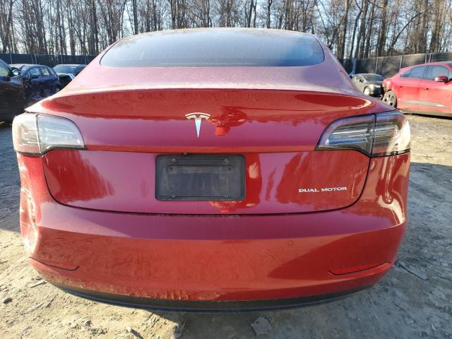  TESLA MODEL 3 2019 Красный