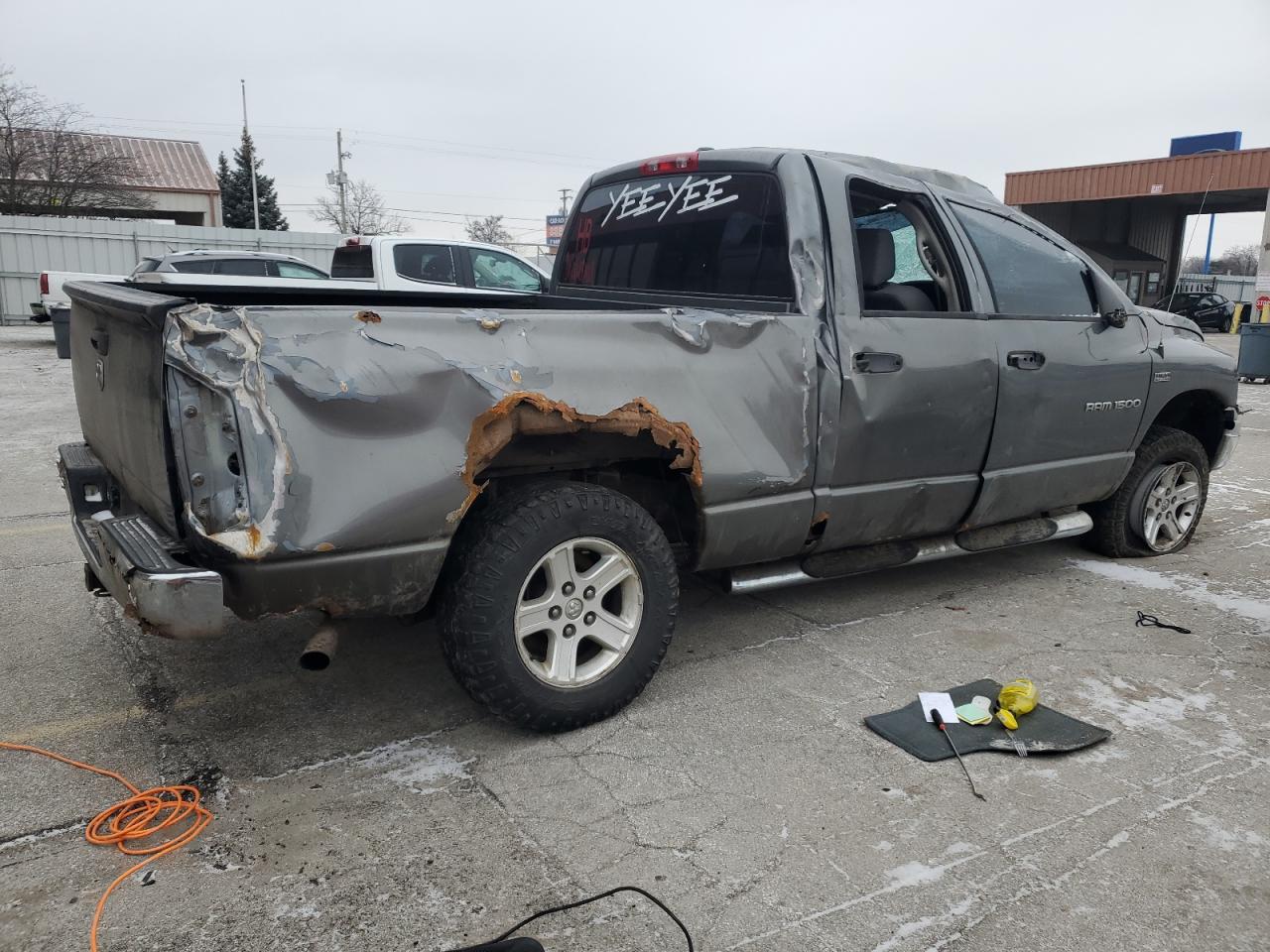2006 Dodge RAM - Image 3