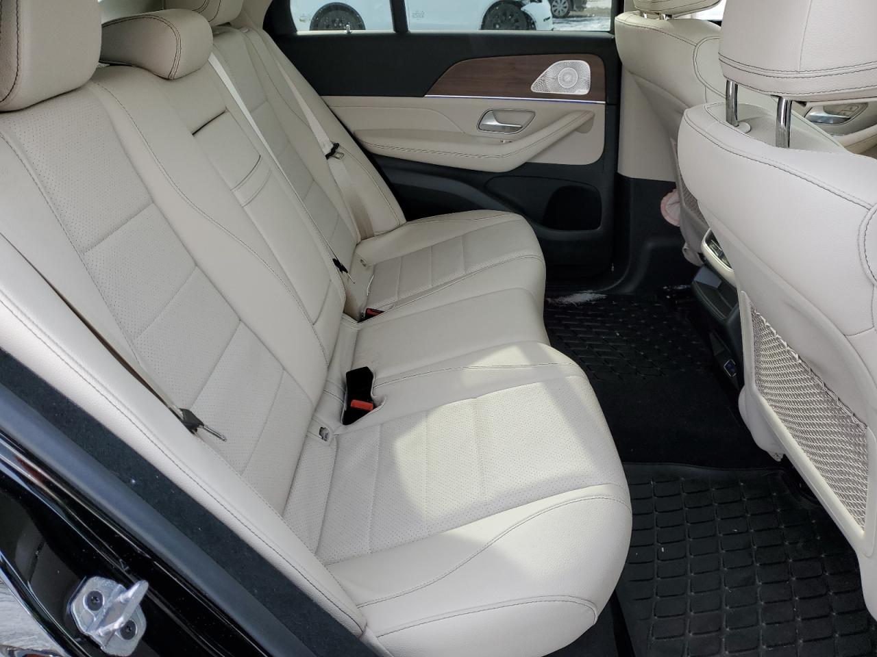 2024 Mercedes-Benz GLE - Image 11
