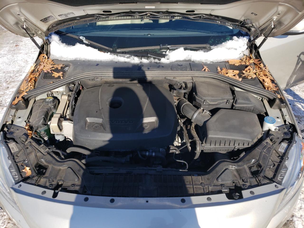 2017 Volvo S60 - Image 11