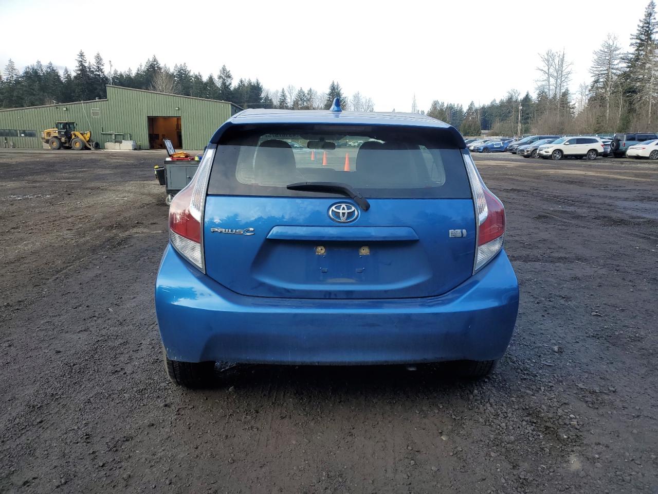 2015 Toyota Prius - Image 6