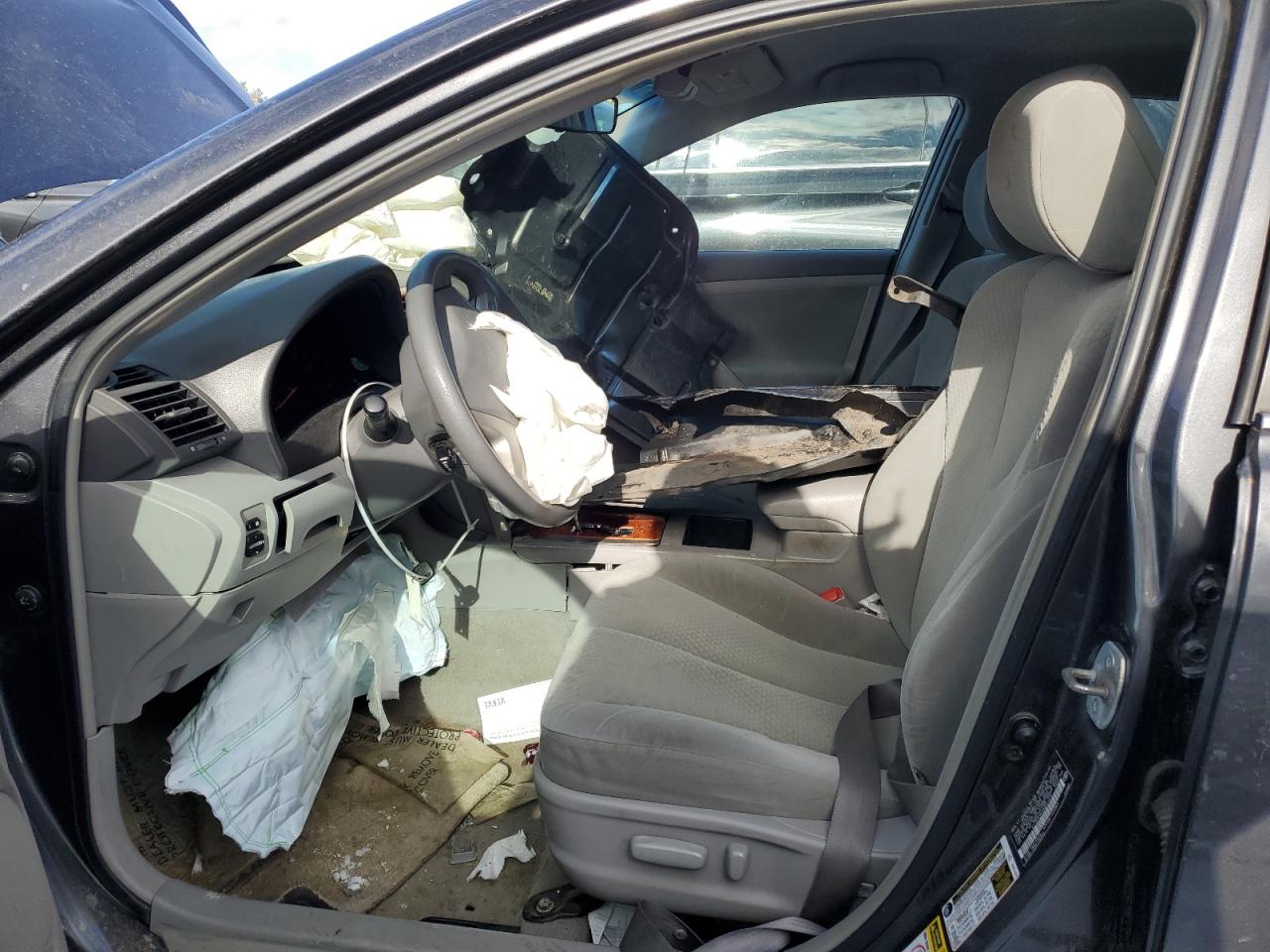 2009 Toyota Camry - Image 7