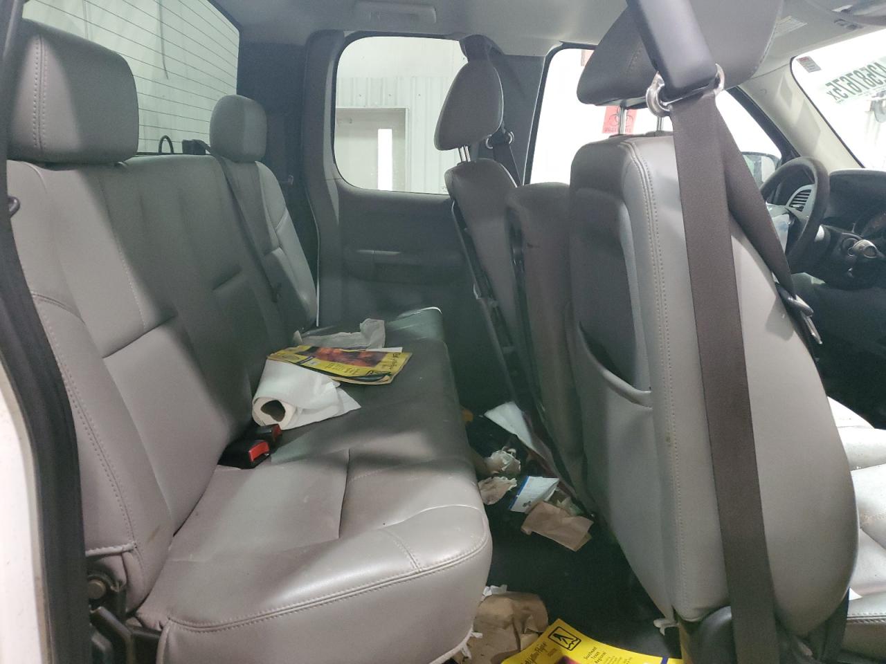 2009 Chevrolet Silverado - Image 10