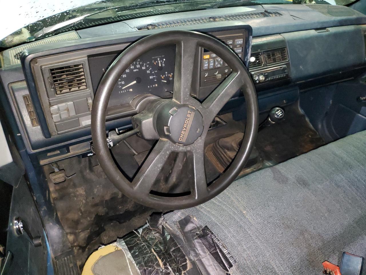 1994 Chevrolet GMT-400 - Image 8