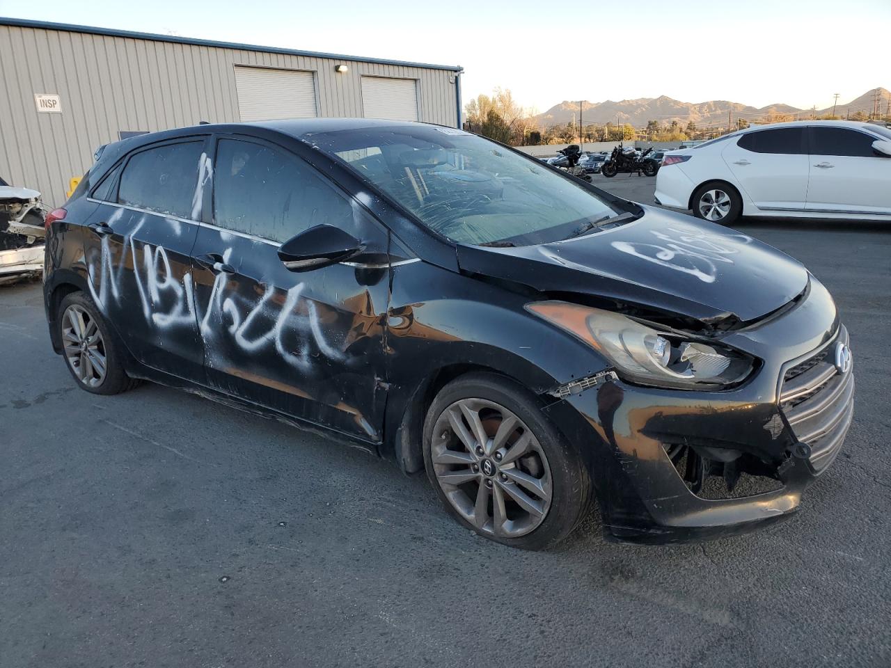 VIN KMHD35LH5GU317147 2016 HYUNDAI ELANTRA no.4