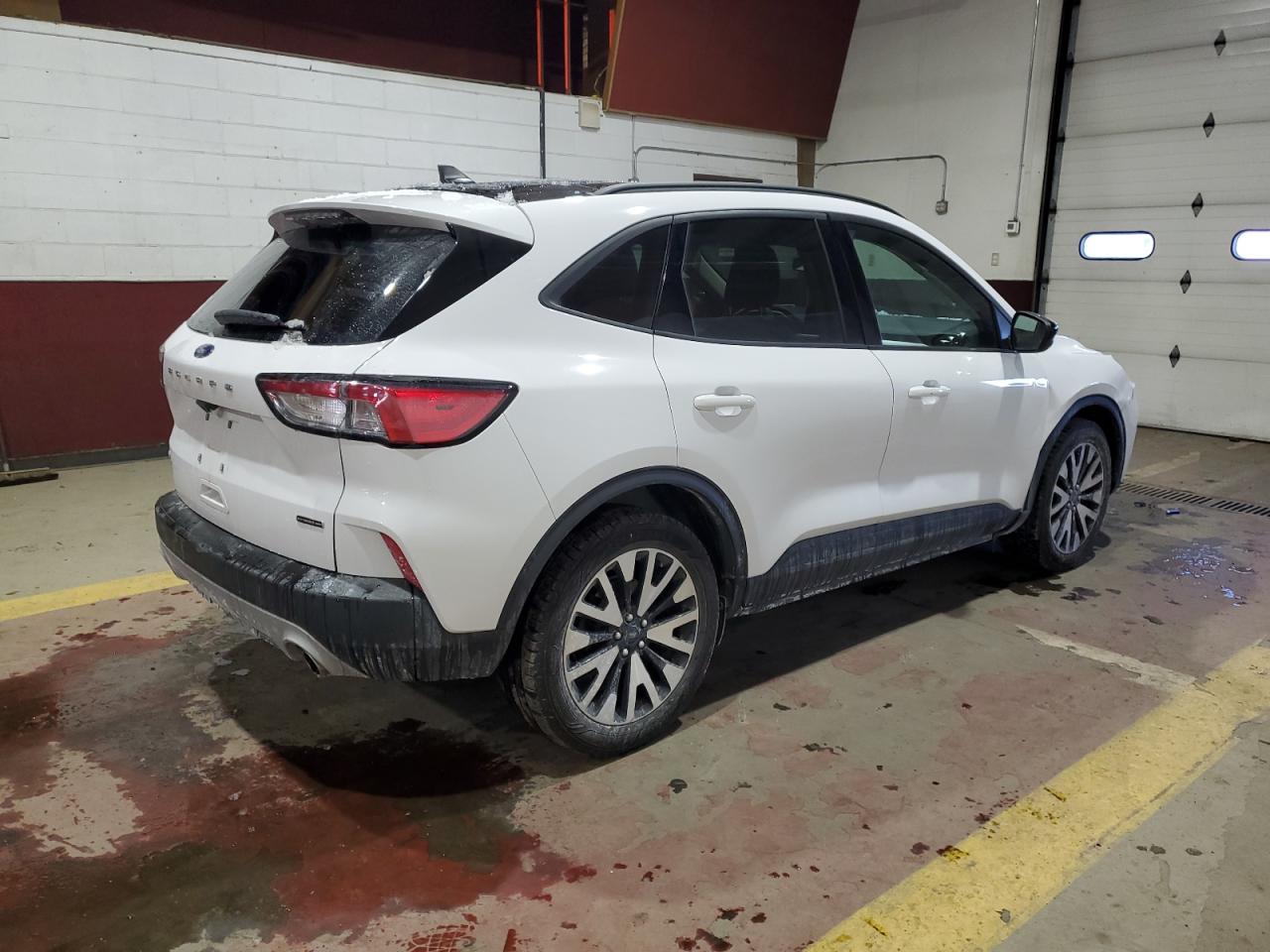 2020 Ford Escape - Image 3