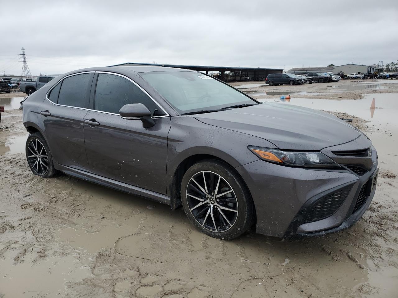2023 Toyota Camry - Image 4