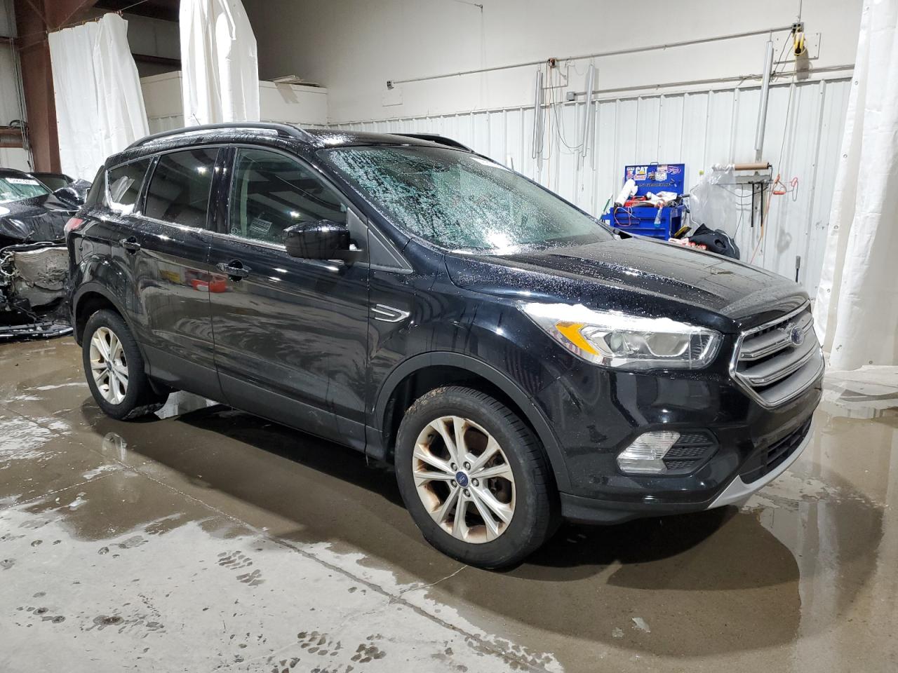 2017 Ford Escape - Image 4