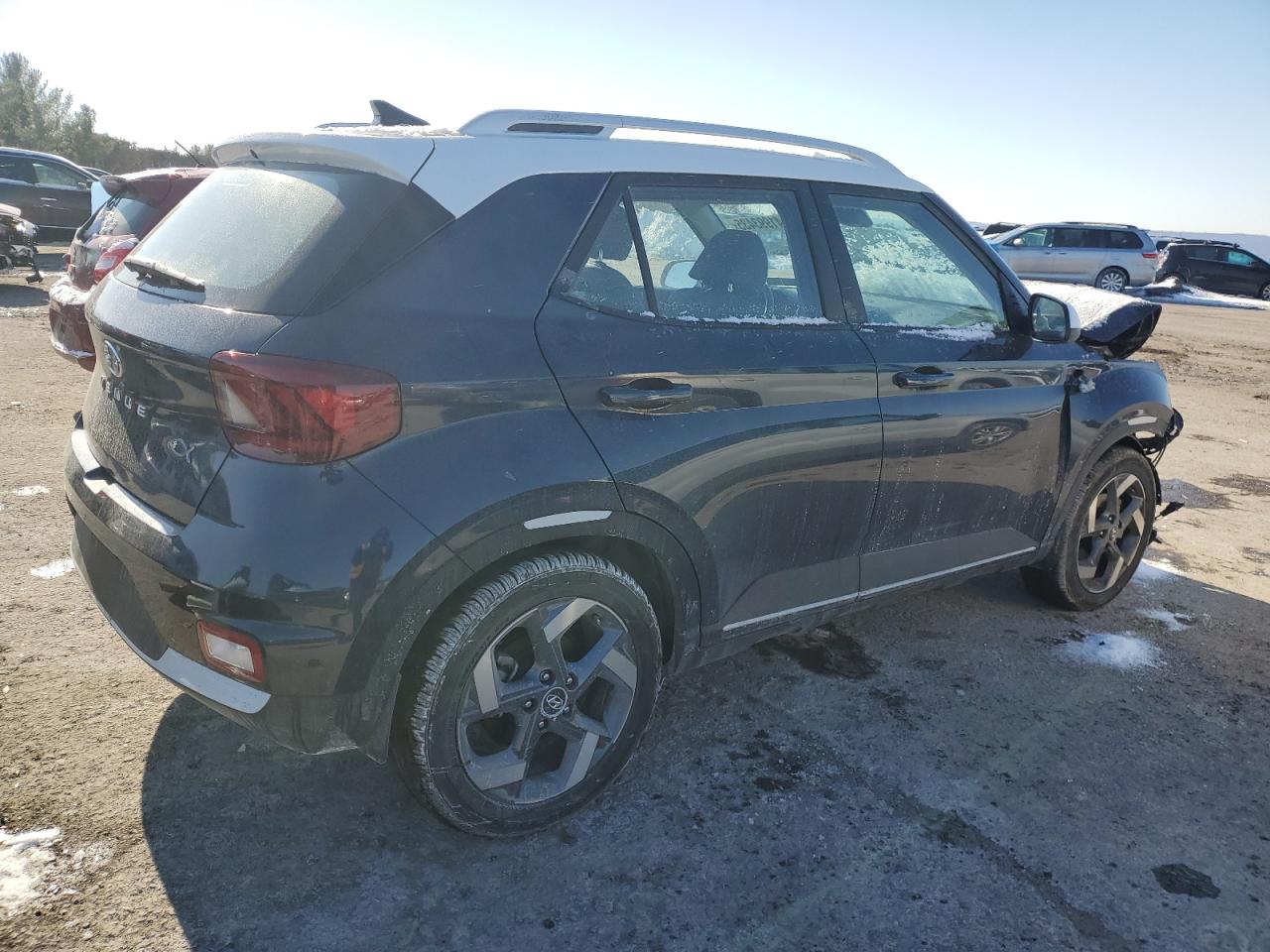 2021 Hyundai Venue - Image 3