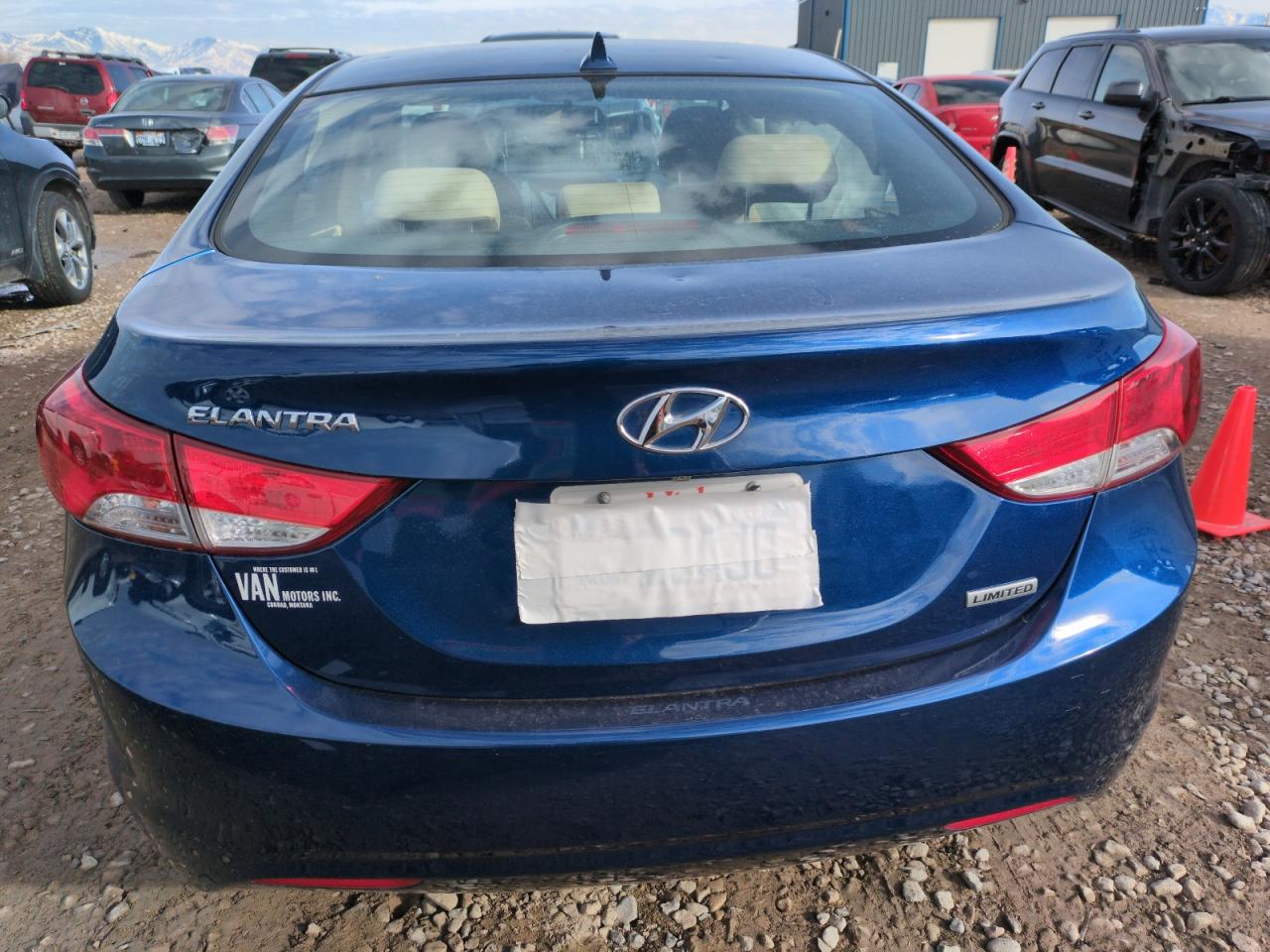 2013 Hyundai Elantra - Image 6
