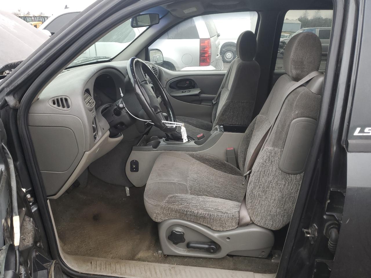 2003 Chevrolet TrailBlazer - Image 7