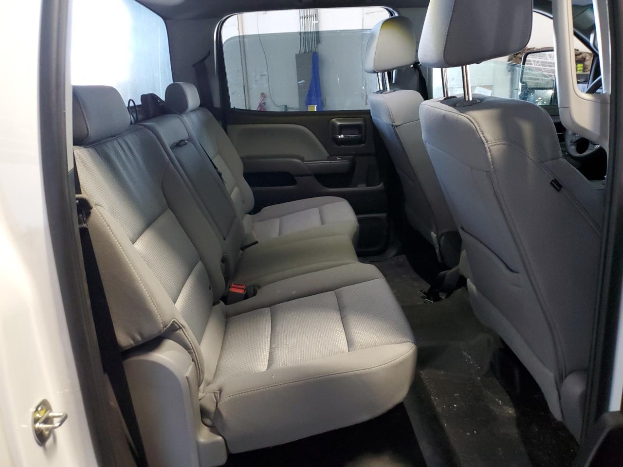 2019 GMC Sierra - Image 10