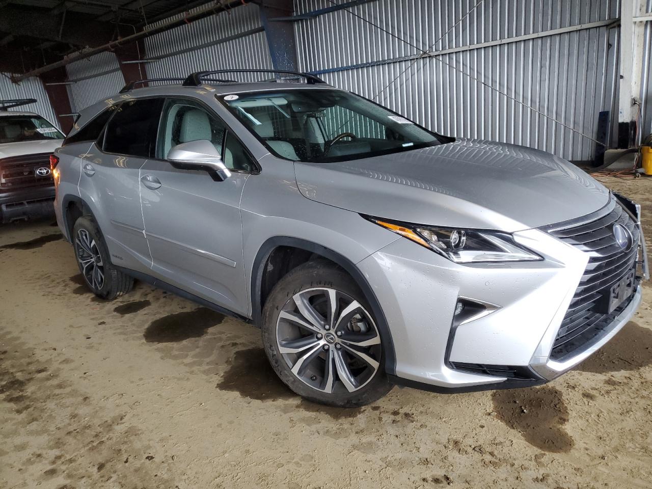 2018 Lexus RX - Image 4