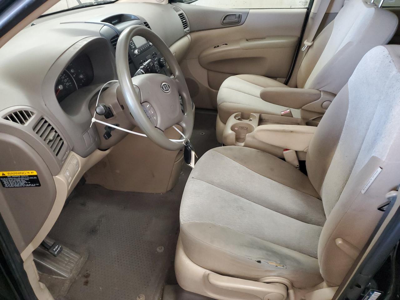 2012 Kia Sedona - Image 7