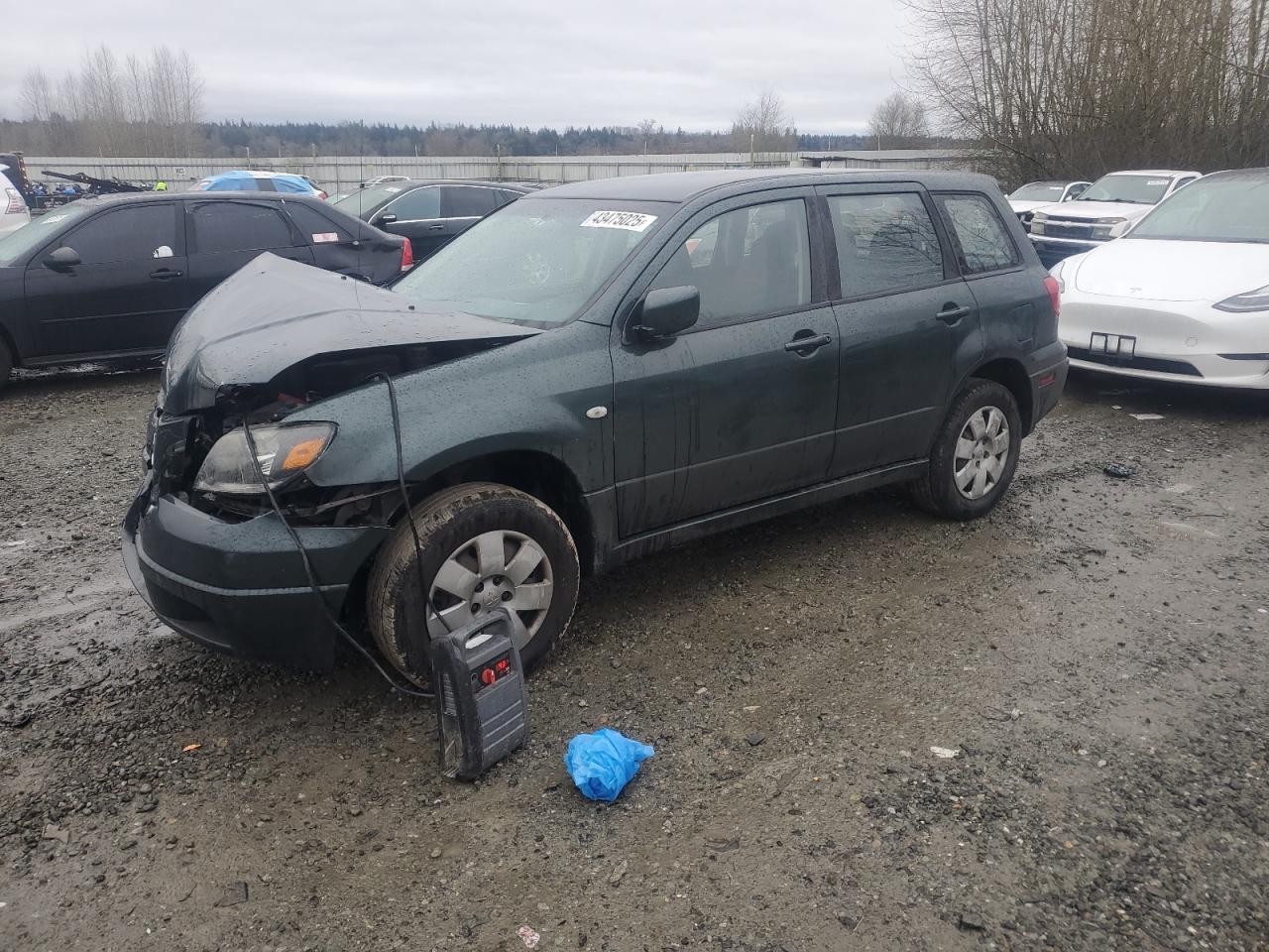 2003 Mitsubishi Outlander - Image 1