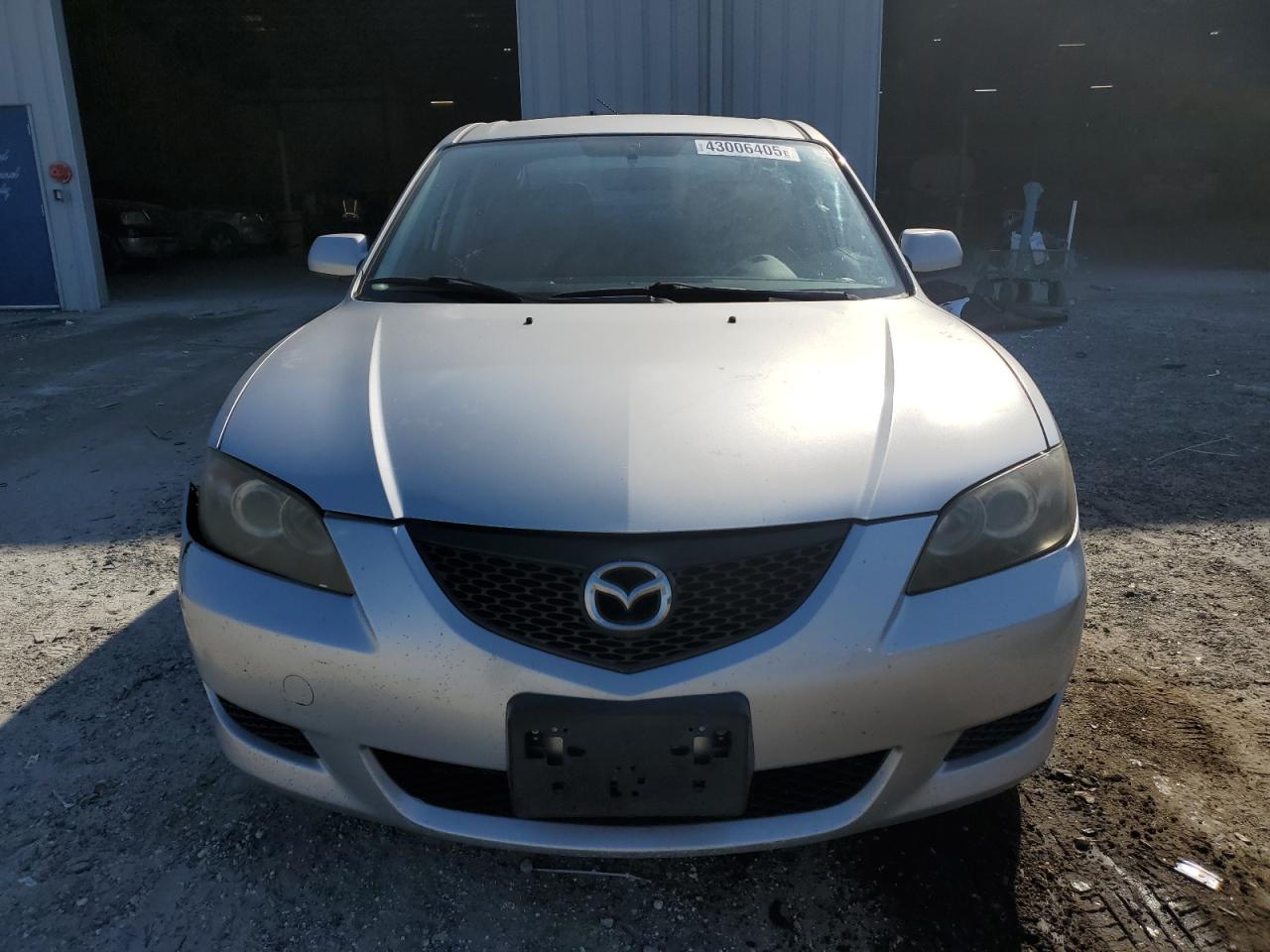 2004 Mazda 3 - Image 5