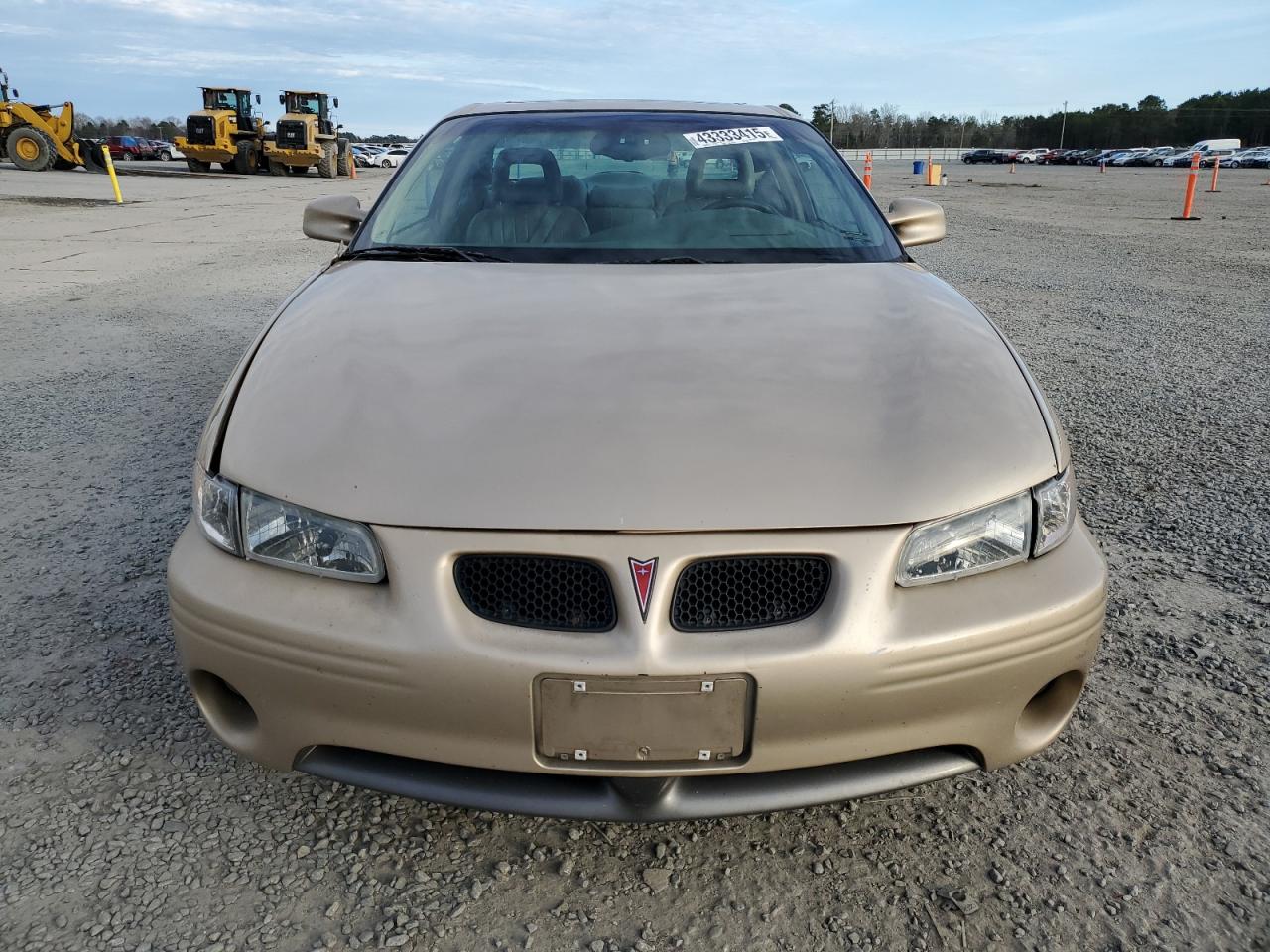2002 Pontiac Grand Prix - Image 5