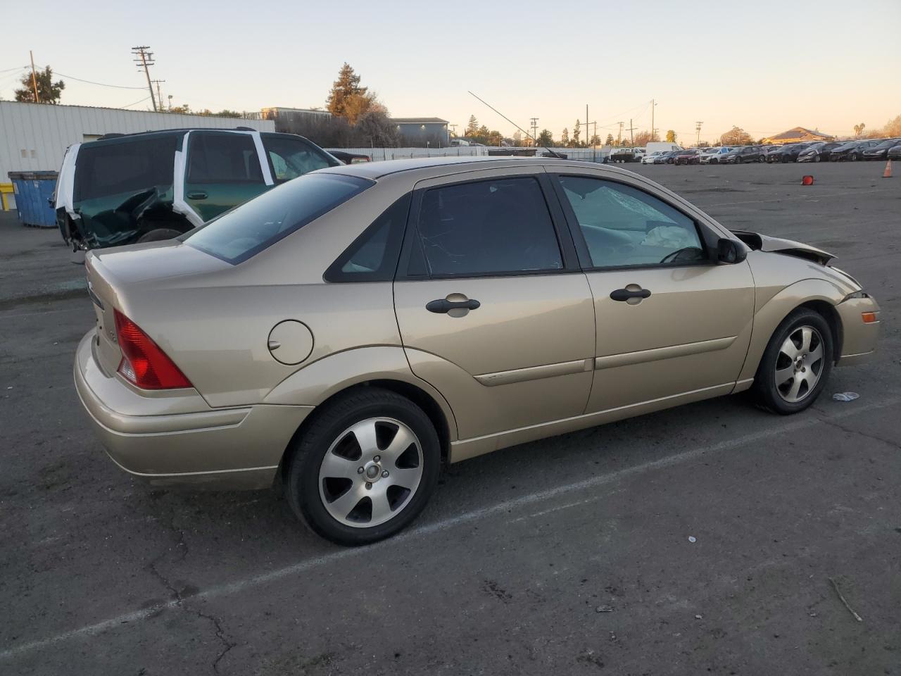 2002 Ford Focus - Image 3