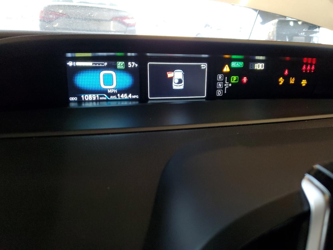 2022 Toyota Prius - Image 9
