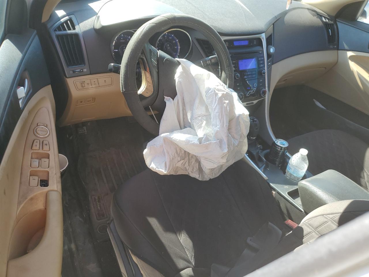 2013 Hyundai Sonata - Image 8