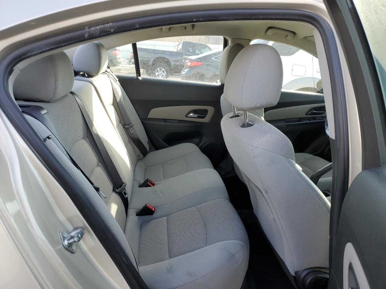 2013 Chevrolet Cruze - Image 10