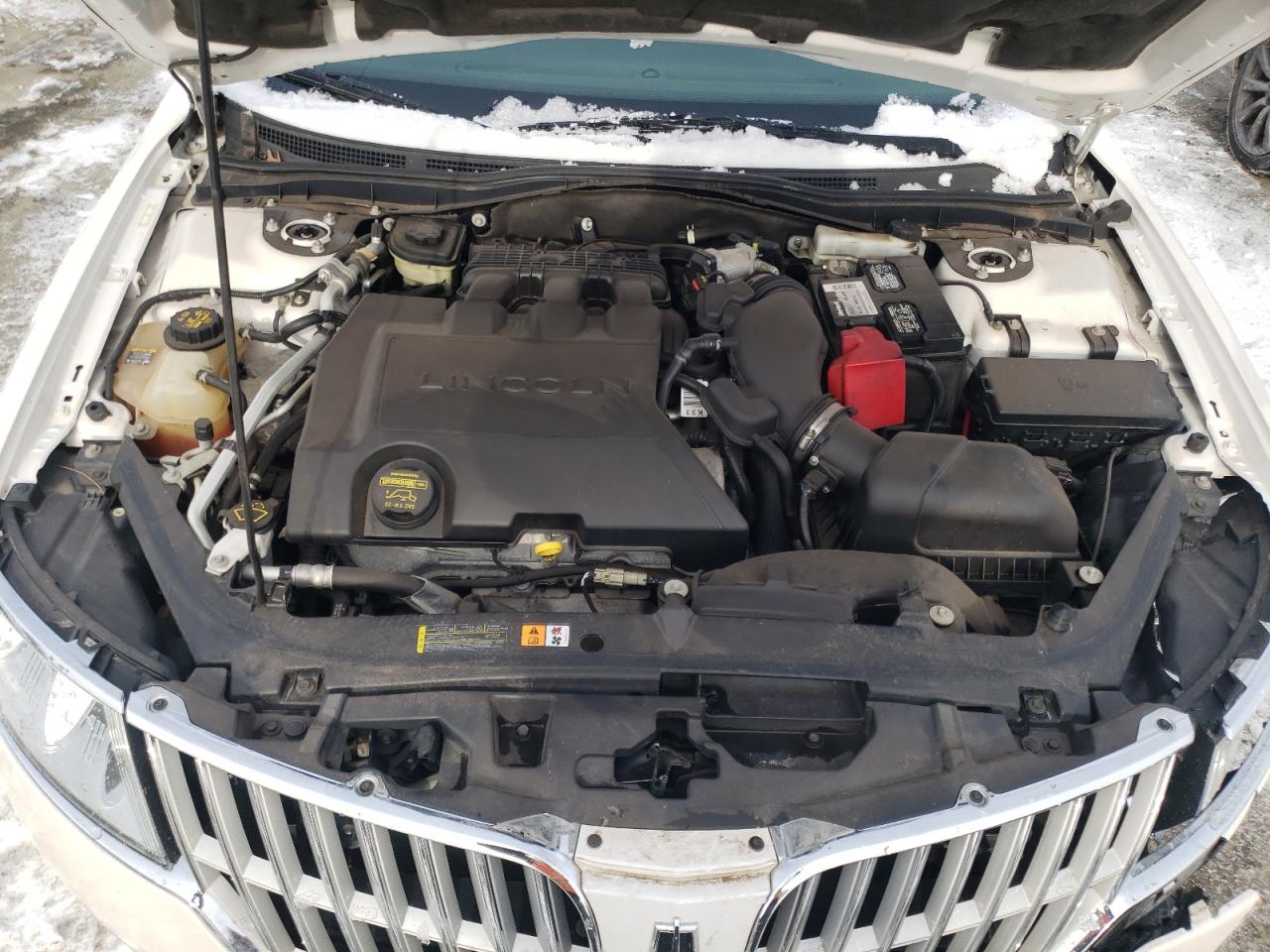 2012 Lincoln MKZ - Image 11