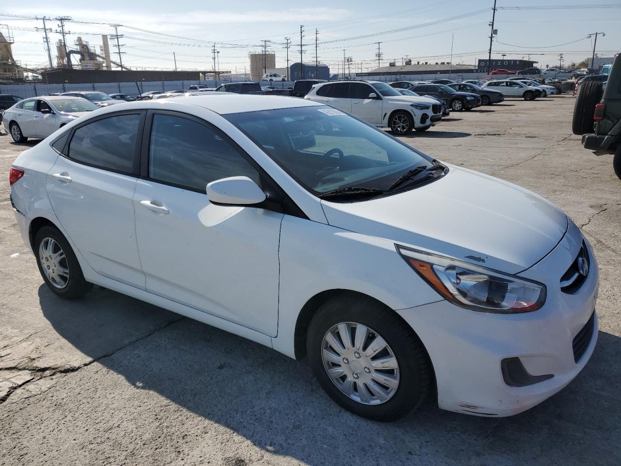 2015 Hyundai Accent - Image 4