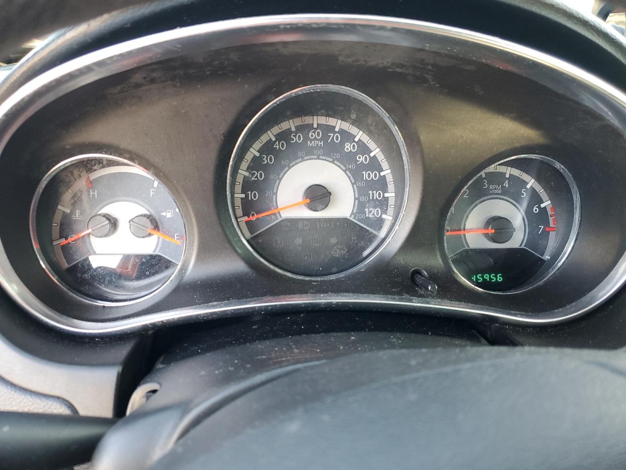 2013 Chrysler 200 - Image 9