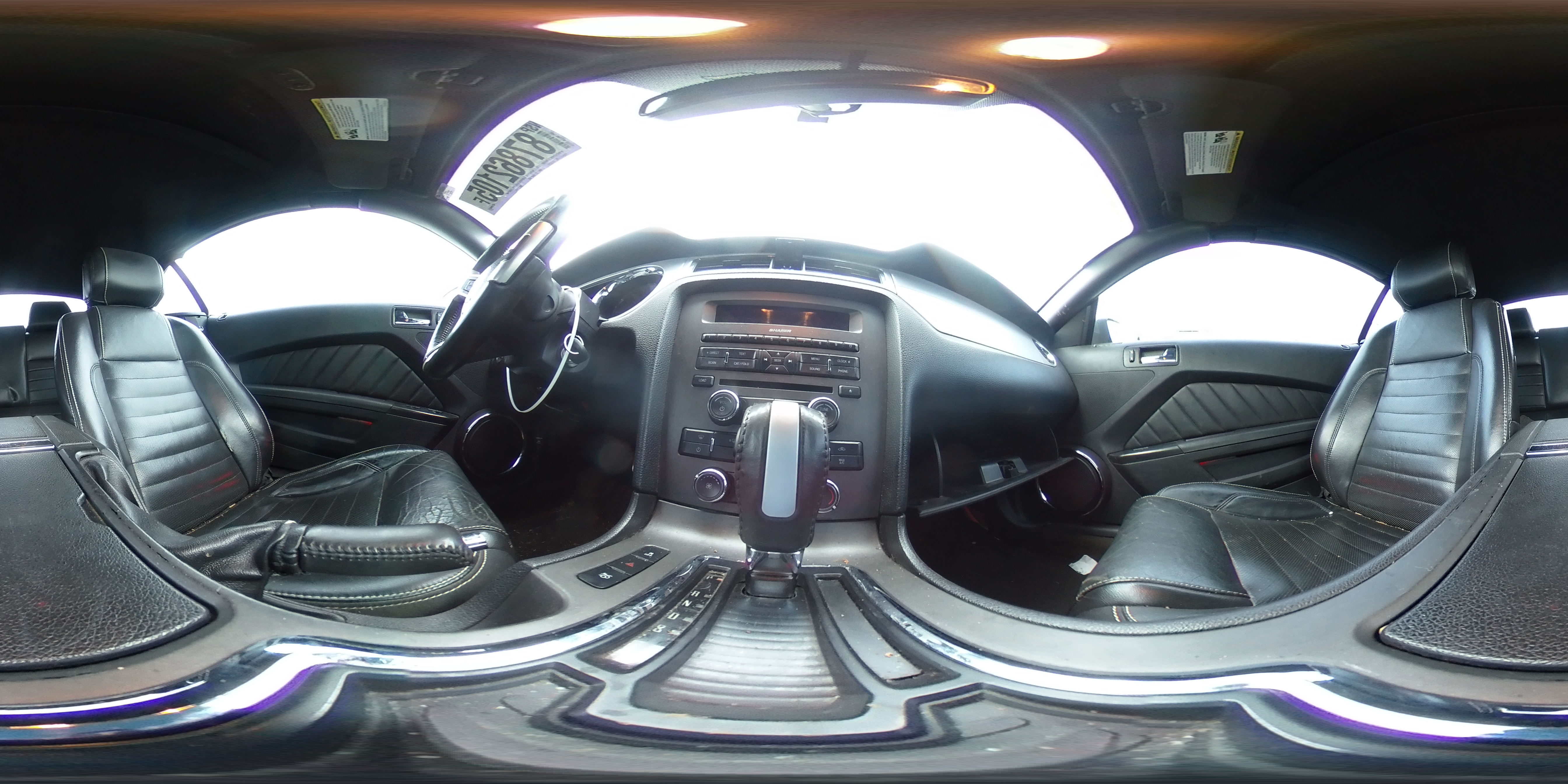 2014 Ford Mustang - Image 13