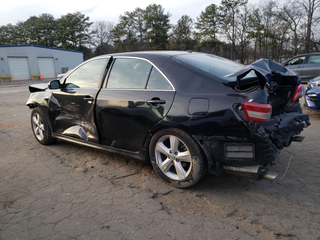 2011 Toyota Camry - Image 2