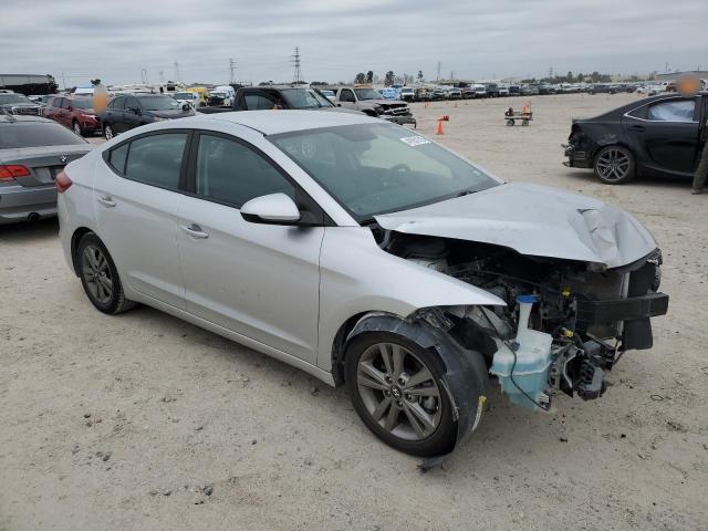  HYUNDAI ELANTRA 2018 Сріблястий
