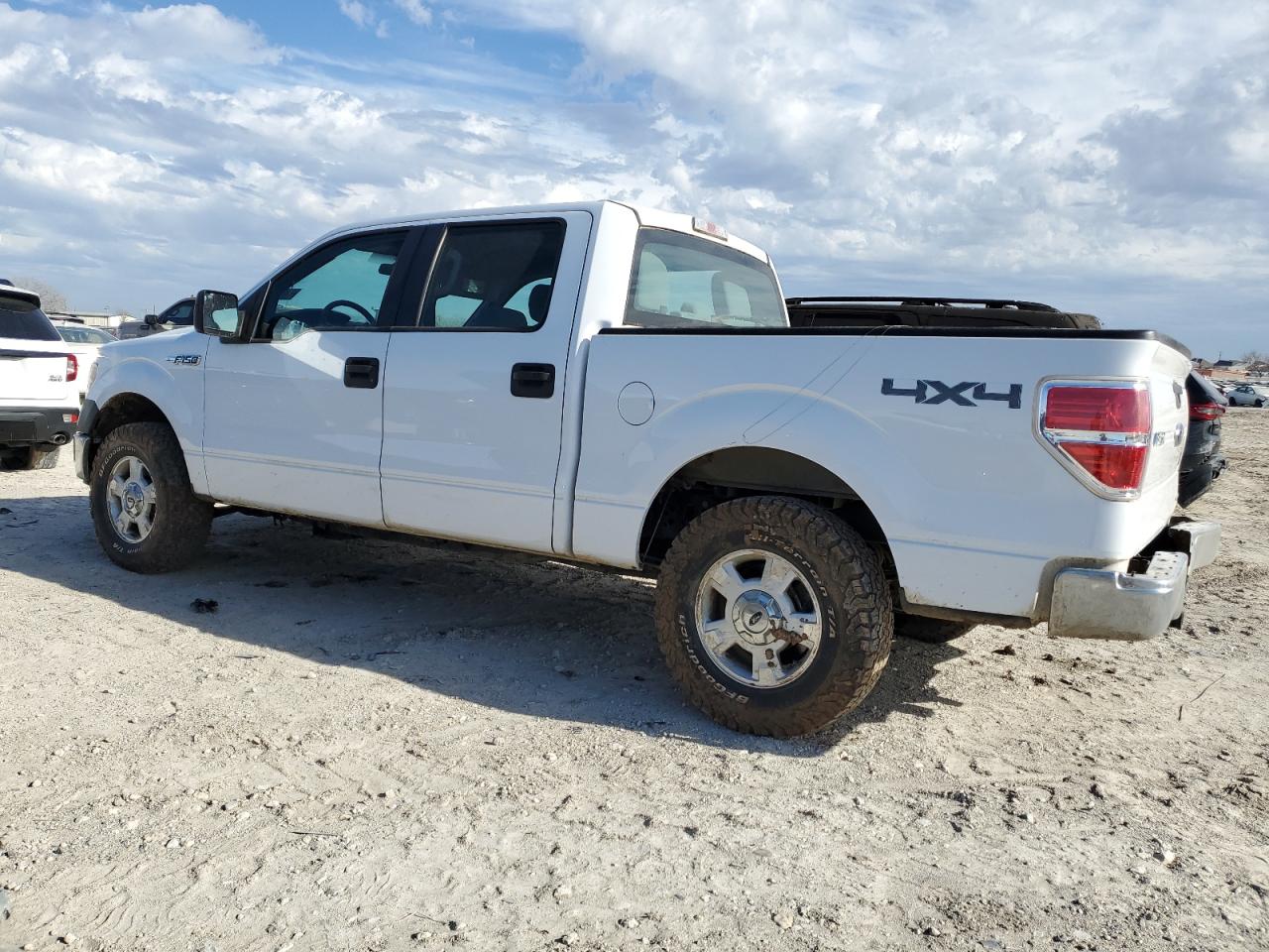 2014 Ford F-150 - Image 2