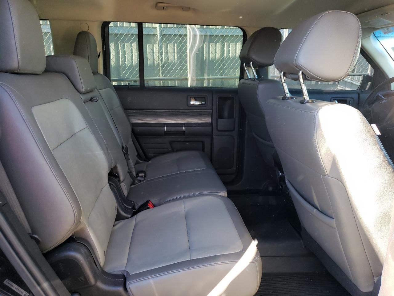 2019 Ford Flex - Image 11