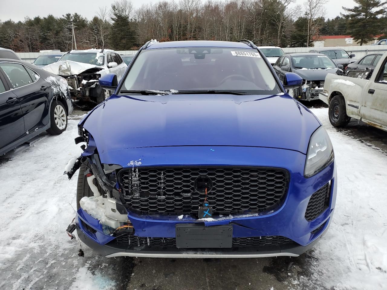 2019 Jaguar E-Pace - Image 5