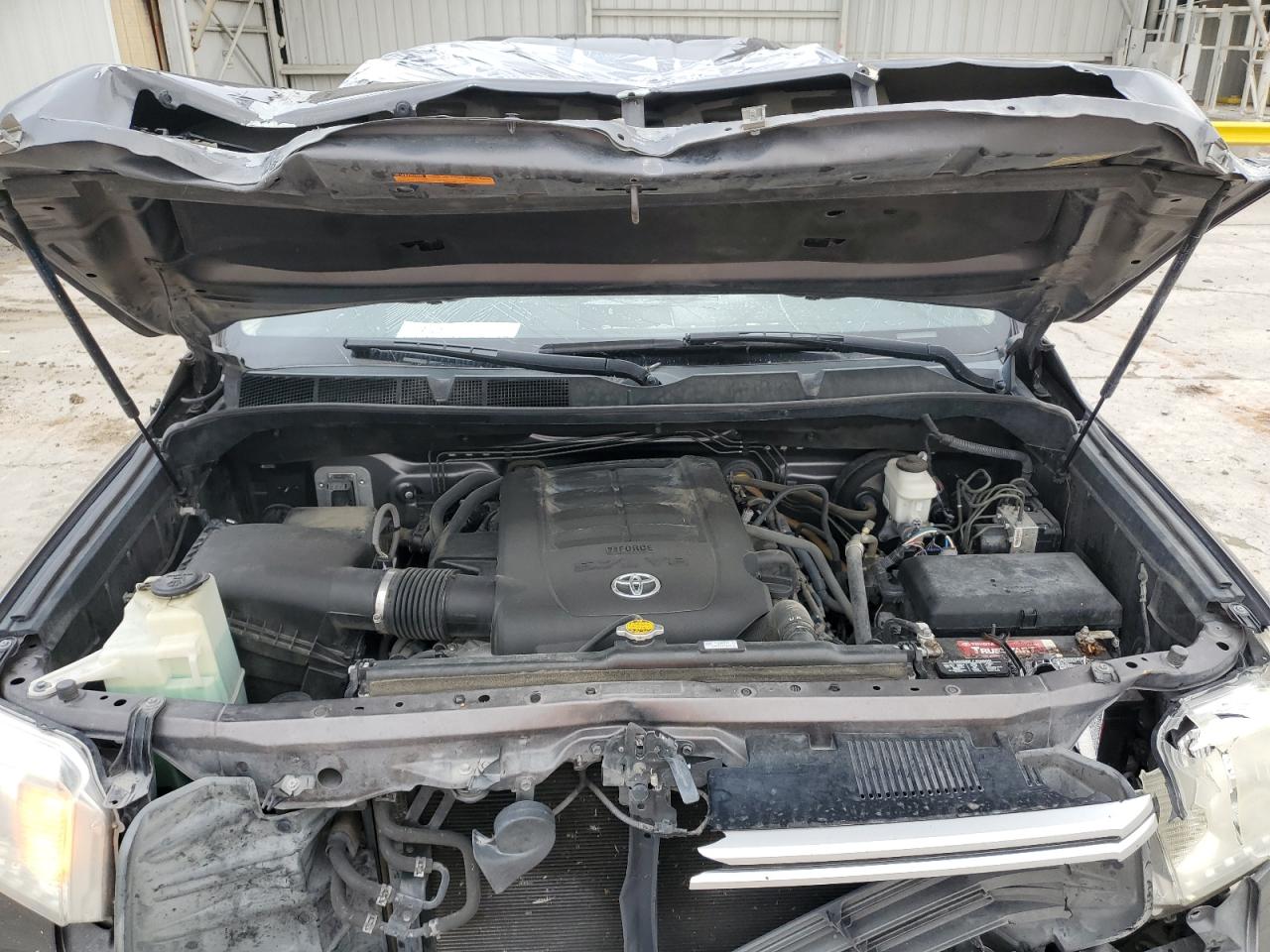 2017 Toyota Tundra - Image 11