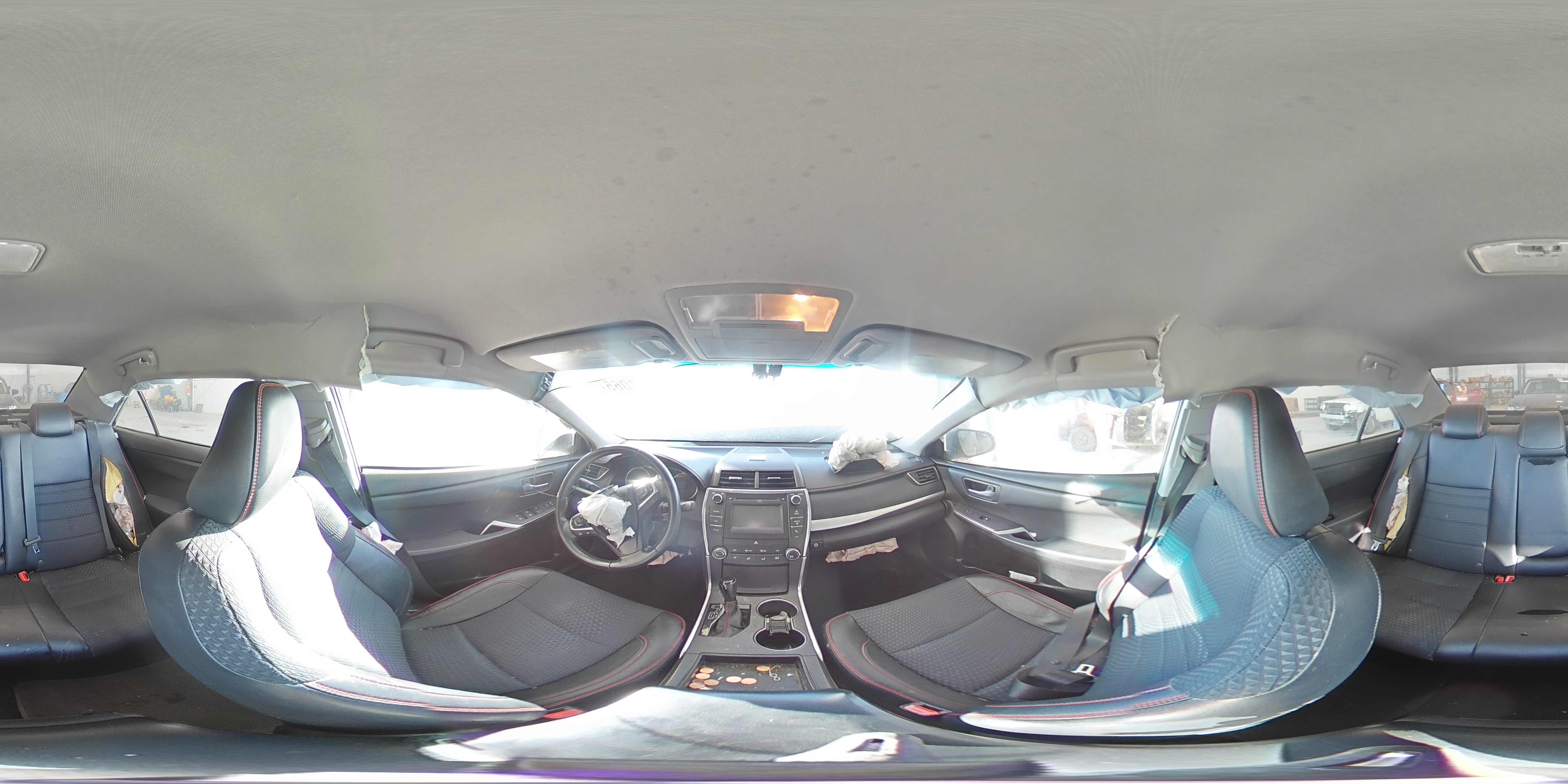 2015 Toyota Camry - Image 12