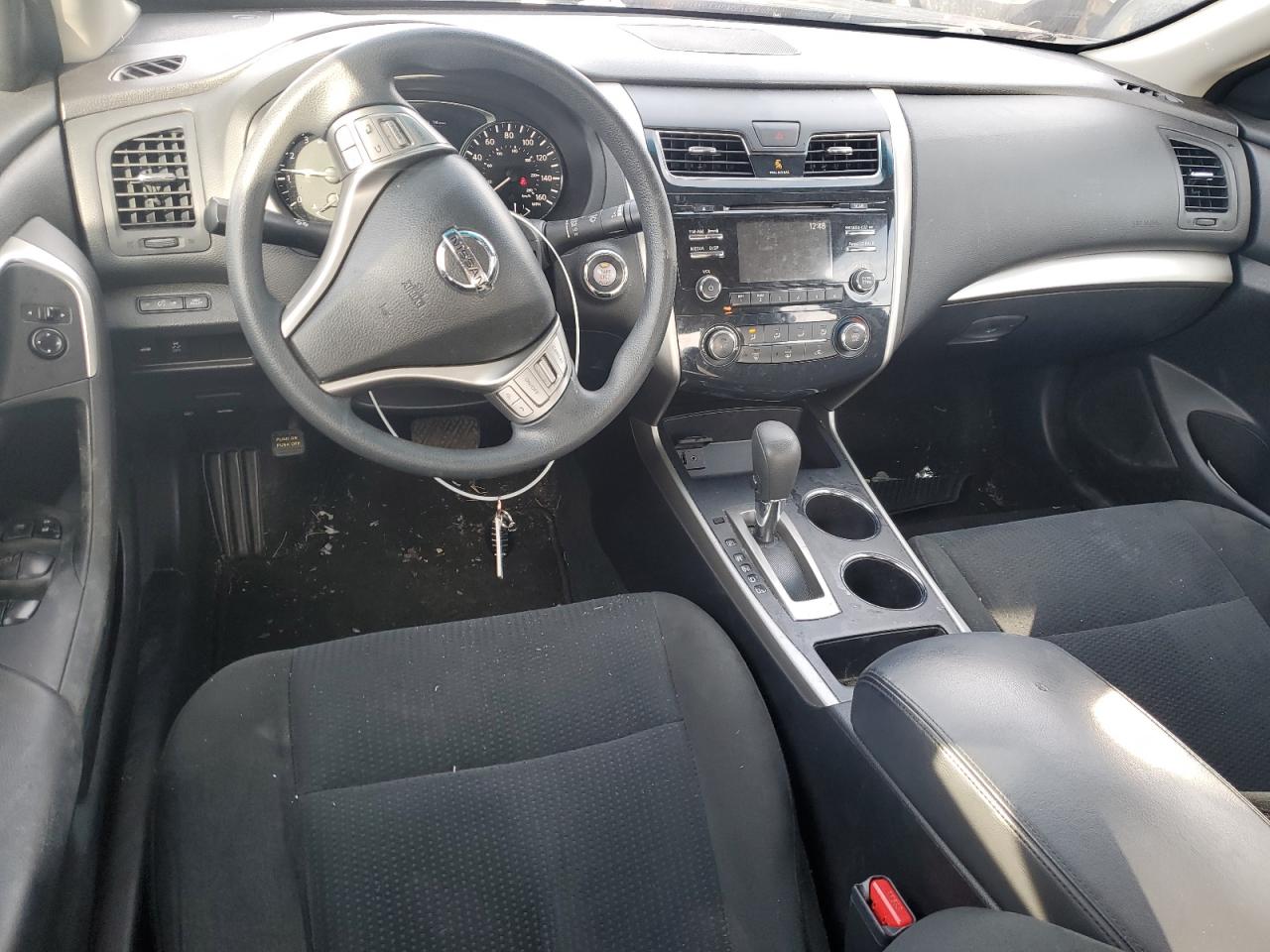 2015 Nissan Altima - Image 8