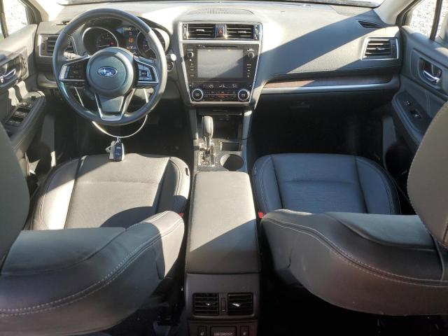  SUBARU OUTBACK 2018 Silver