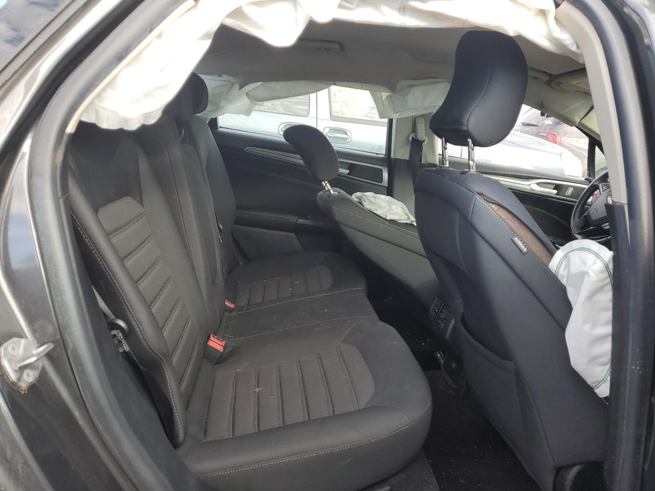 2019 Ford Fusion - Image 10