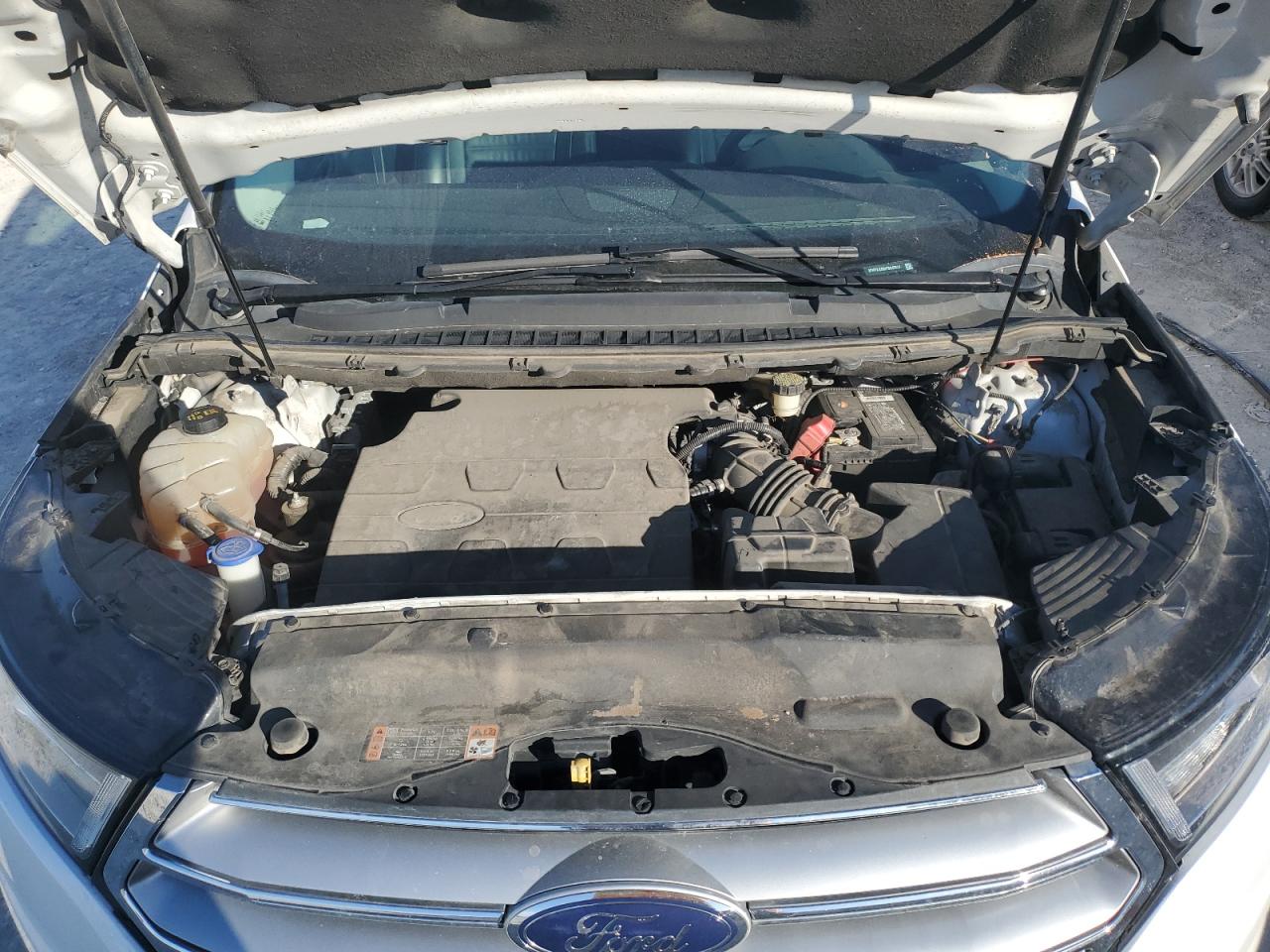 2015 Ford Edge - Image 12