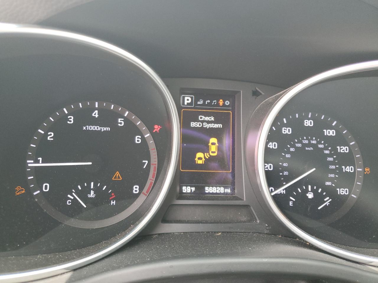 2018 Hyundai Santa Fe - Image 9