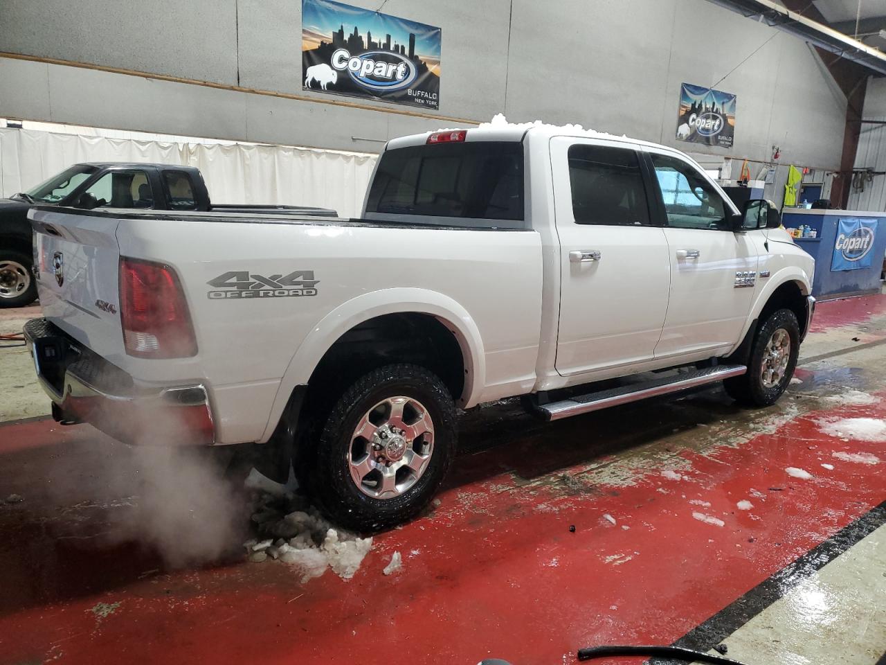 2017 RAM 2500 - Image 3