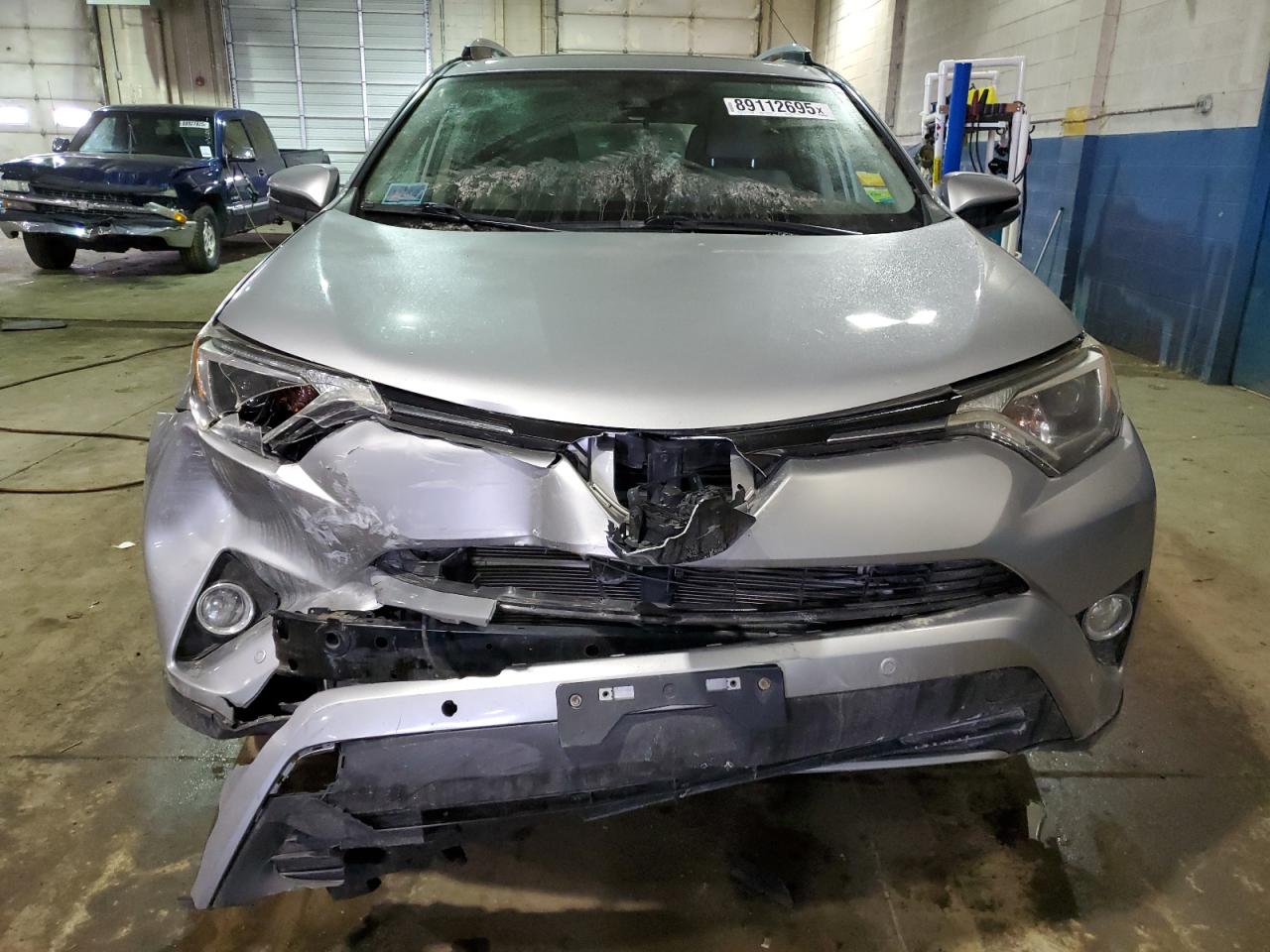 2018 Toyota RAV 4 - Image 5