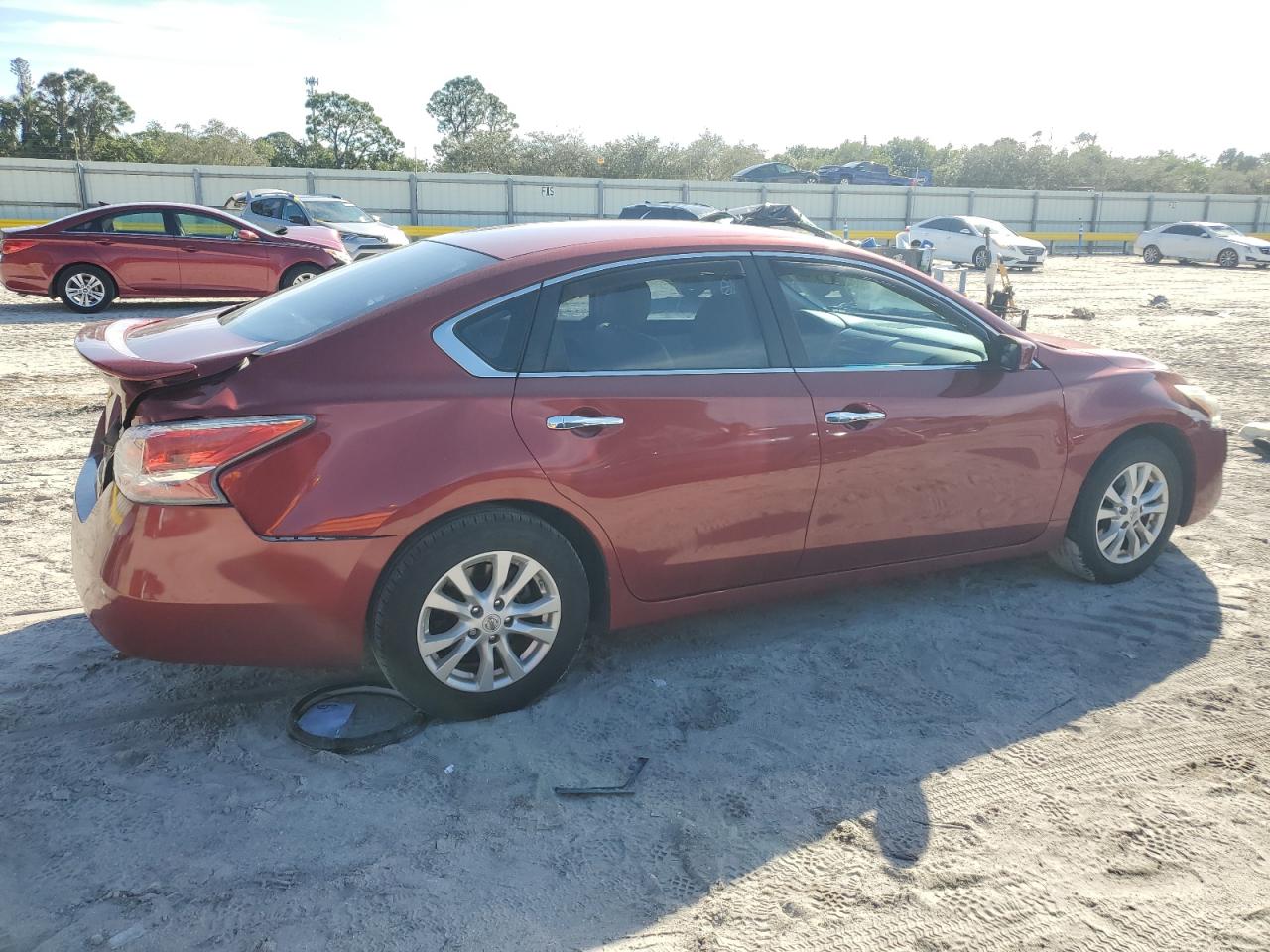 2014 Nissan Altima - Image 3
