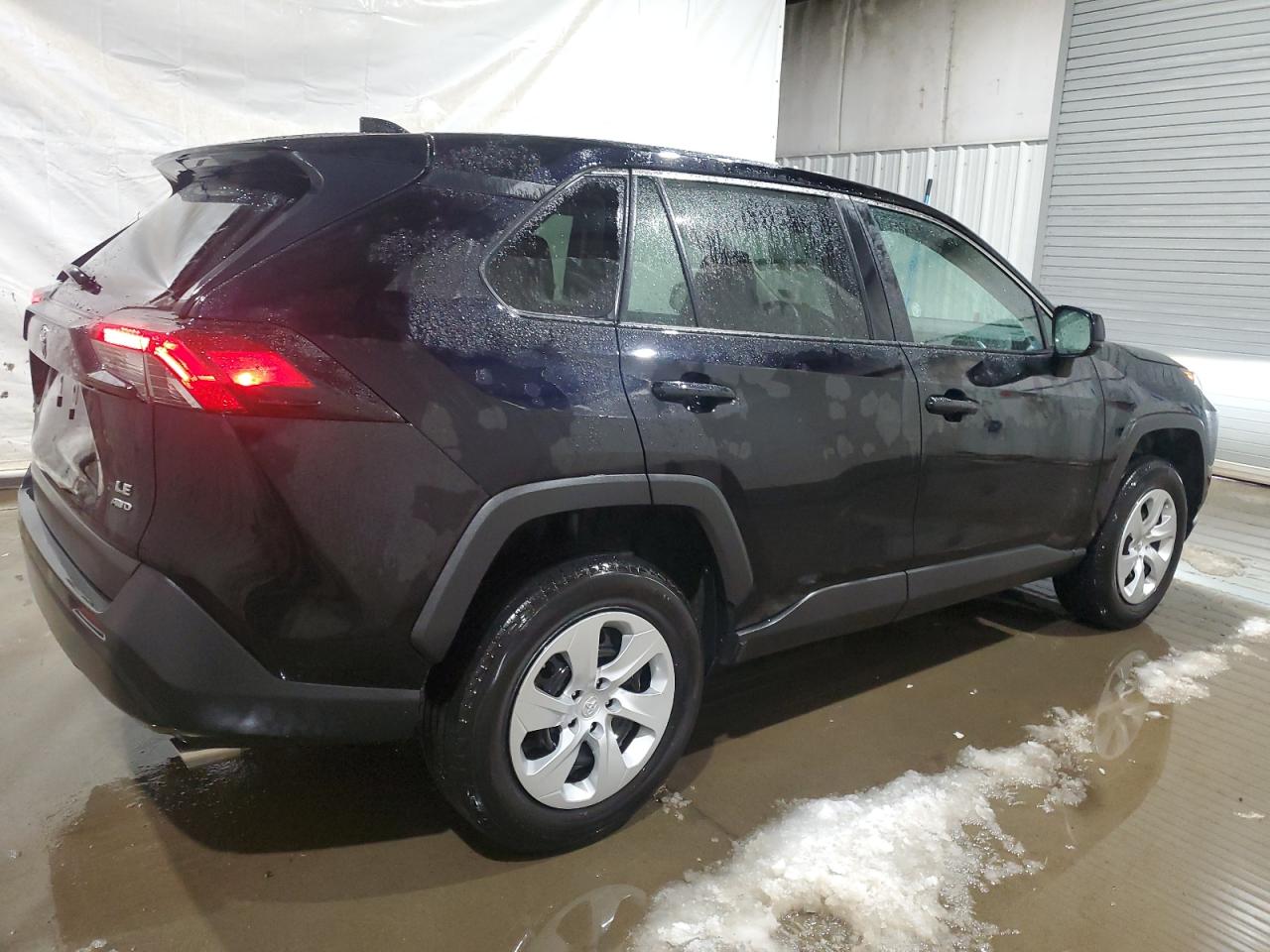 2024 Toyota RAV 4 - Image 3