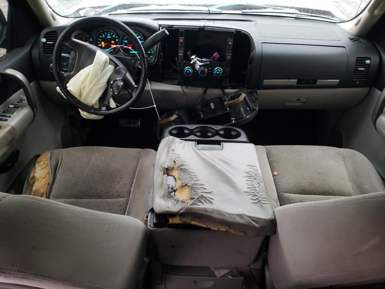 2007 Chevrolet Silverado - Image 8