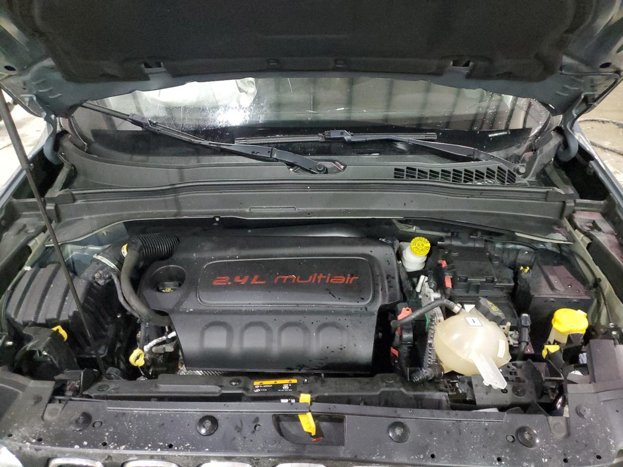 2018 Jeep Renegade - Image 11