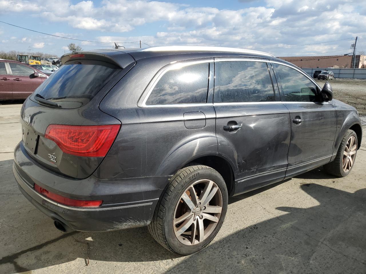 2015 Audi Q7 - Image 3