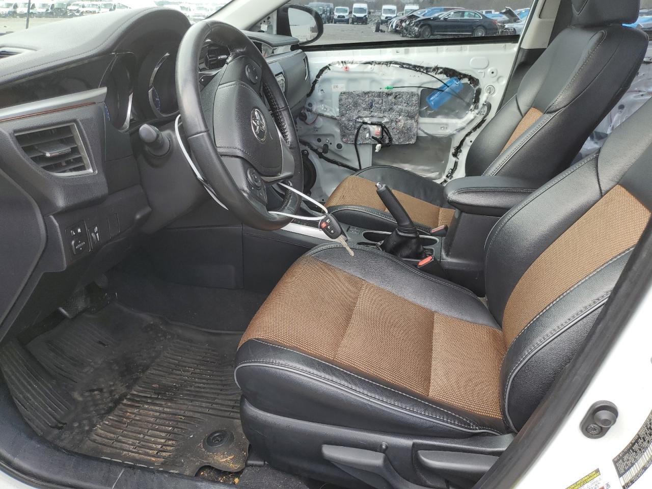 2015 Toyota Corolla - Image 7