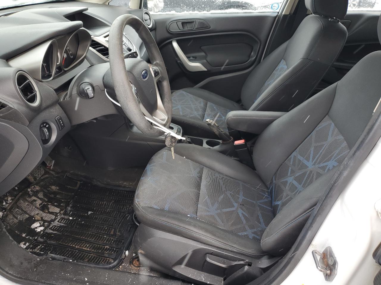 2013 Ford Fiesta - Image 7